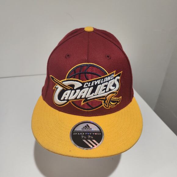Cleveland Cavaliers Wine and Gold Fitted Adidas Hat size 7 1/4 to 7 5/8 - Picture 5 of 7
